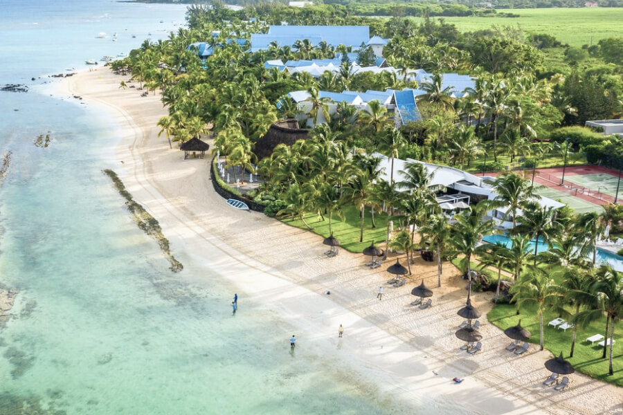 Victoria Beachcomber Resort & Spa